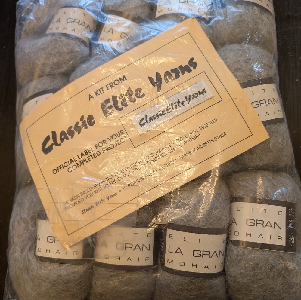 Box#5 Classic Elite Yarns -- Gray Mohair 🧶